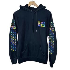 Teddy Fresh Women’s Graphic Black Hoodie Size Medium Kangaroo Pocket Preppy